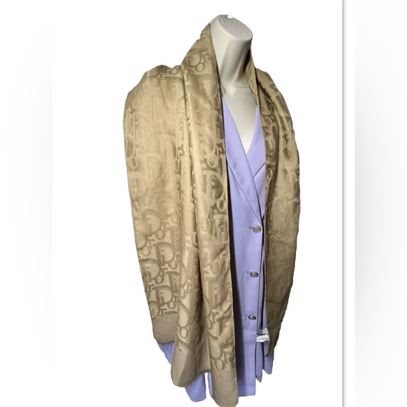 Auth Christian Dior Stole Shawl Scarf 35%Silk; 65%Wool - Picture 5 of 13